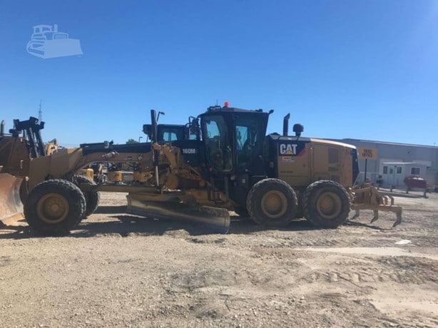 2015 Caterpillar 160M3 Road - Motor Grader for sale — view 2