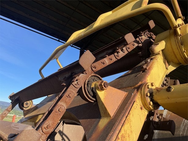 1974 Caterpillar Road - Scraper - Motor for sale — view 2