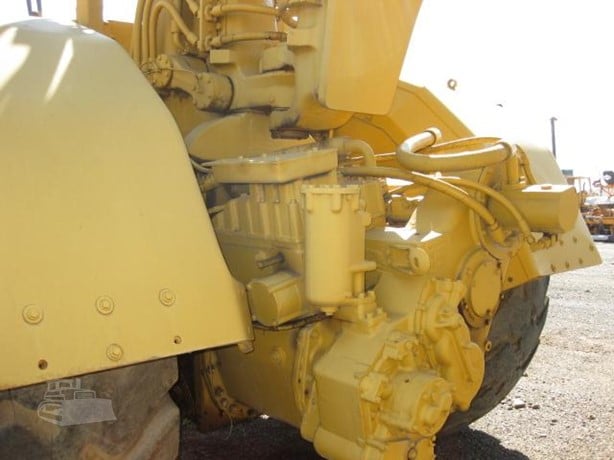 Caterpillar 627E Road - Scraper - Motor for sale — view 5