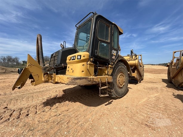 2013 Caterpillar 627K Road - Scraper - Motor for sale