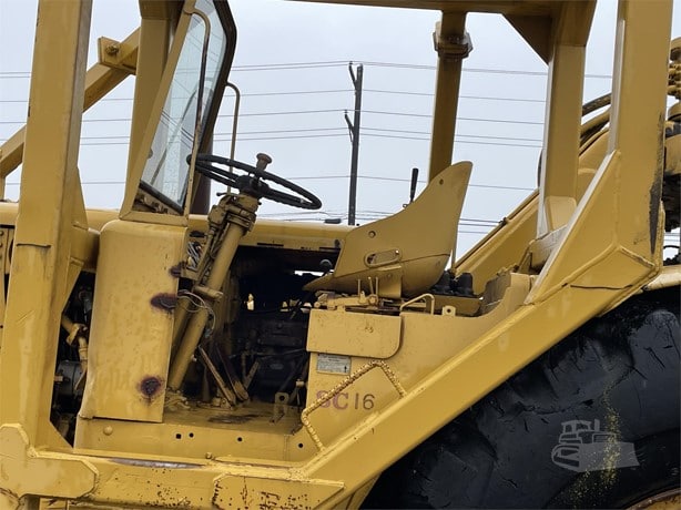 Caterpillar 631C Road - Scraper - Motor for sale — view 3