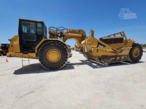 2011 Caterpillar 631K Road - Scraper - Motor for sale