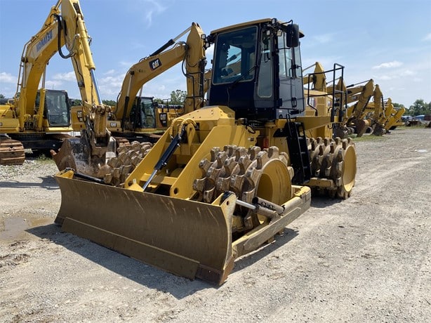 2021 Caterpillar Road - Compactor Padfoot for sale