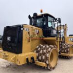2023 Caterpillar Road - Compactor Padfoot for sale — view 3