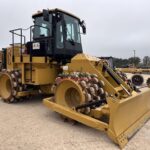 2023 Caterpillar Road - Compactor Padfoot for sale — view 4