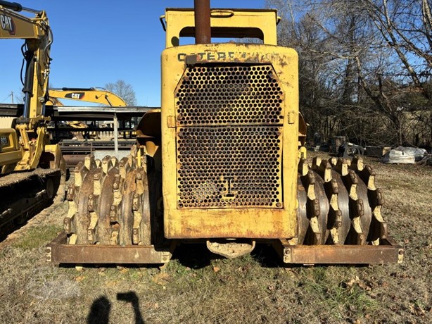 1973 Caterpillar Road - Compactor Padfoot for sale — view 4