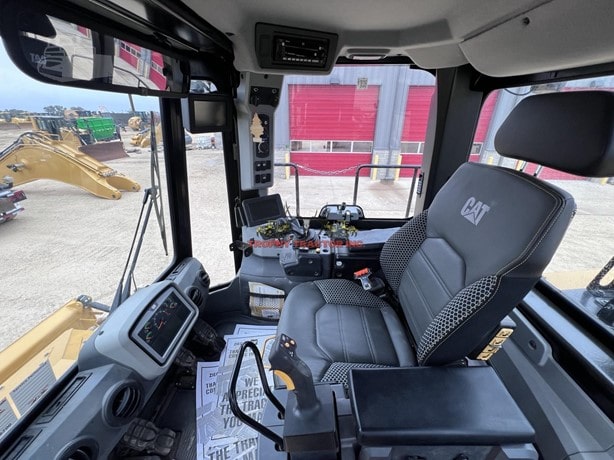 2023 Caterpillar Road - Compactor Padfoot for sale — view 5