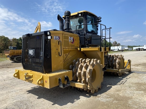 2021 Caterpillar Road - Compactor Padfoot for sale — view 5
