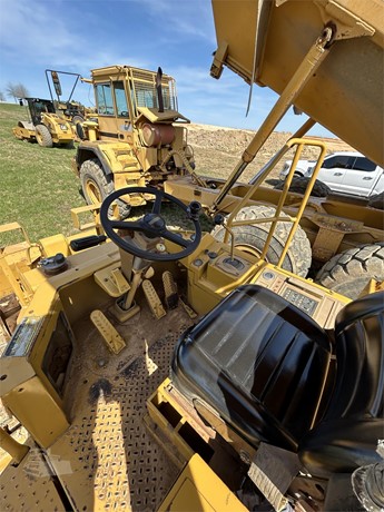 1986 Caterpillar 815F Road - Compactor Padfoot for sale — view 4