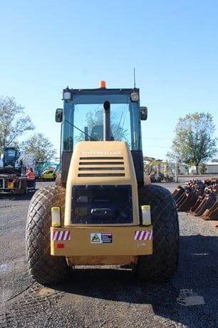 2010 Caterpillar Road - Compactor - Drum for sale — view 4