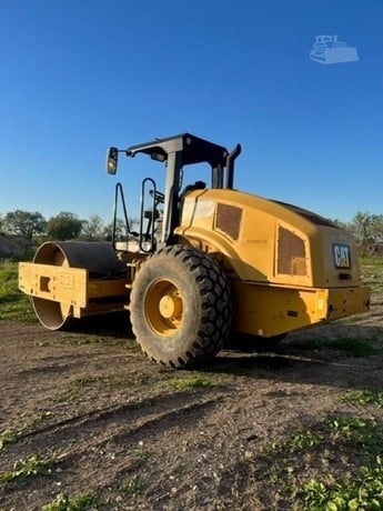 2016 Caterpillar Road - Compactor - Drum for sale
