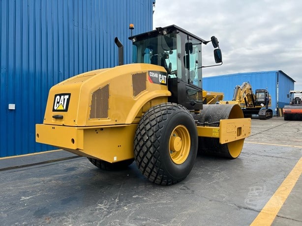 2021 Caterpillar Road - Compactor - Drum for sale — view 3