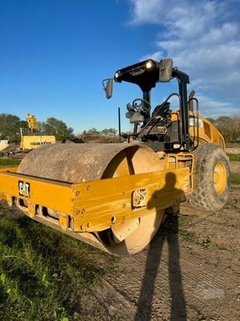 2016 Caterpillar Road - Compactor - Drum for sale — view 3