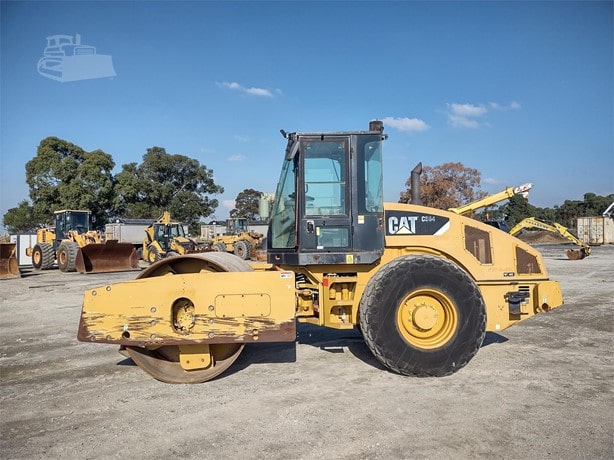 2011 Caterpillar Road - Compactor - Drum for sale — view 2