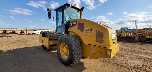 2015 Caterpillar Road - Compactor - Drum for sale — view 3