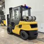 2016 Caterpillar GP35N Gas Forklift for sale — view 2