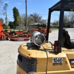 2001 Caterpillar GPL40 Gas Forklift for sale — view 2