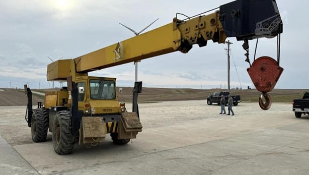 Clark Rough Terrain Crane for sale