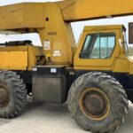 Clark Rough Terrain Crane for sale — view 2