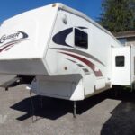 2006 Crossroads Fifth Wheel Motorhome for sale — view 2