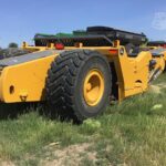 2021 Deere 2412DE Road - Scraper - Pull for sale — view 4