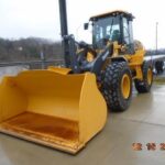 2023 Deere 624J Loader - Wheeled for sale — view 2
