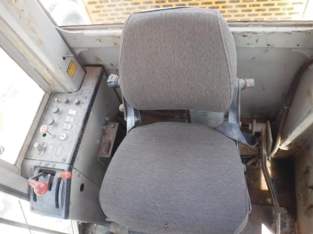 1986 Deere 770BH Road - Motor Grader for sale — view 3