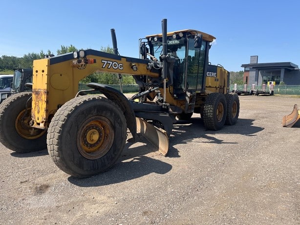 2010 Deere 770GP Road - Motor Grader for sale — view 2