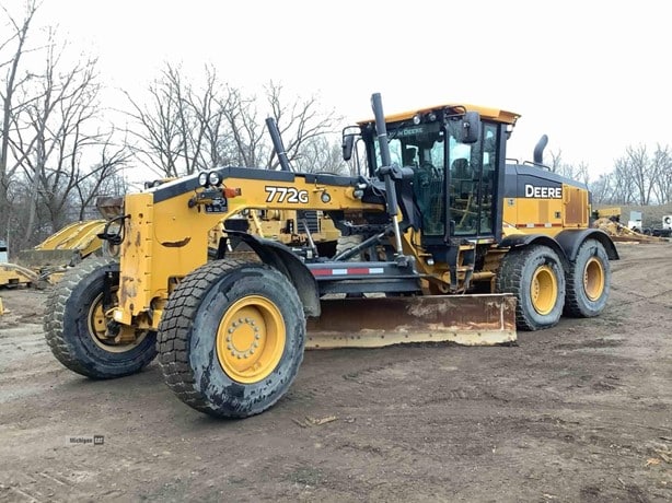 2018 Deere 772GP Road - Motor Grader for sale