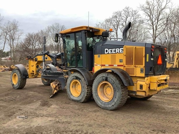 2018 Deere 772GP Road - Motor Grader for sale — view 4