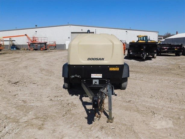 2022 Doosan Compressor - Mobile for sale — view 3