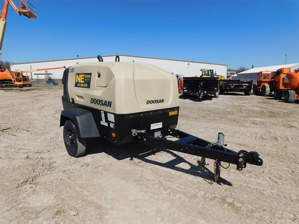 2022 Doosan Compressor - Mobile for sale — view 4