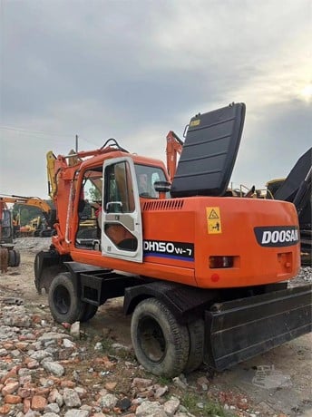 2018 Doosan Excavator - Wheel for sale — view 4