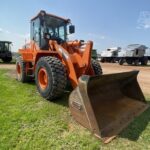 2016 Doosan Loader - Wheeled for sale — view 4
