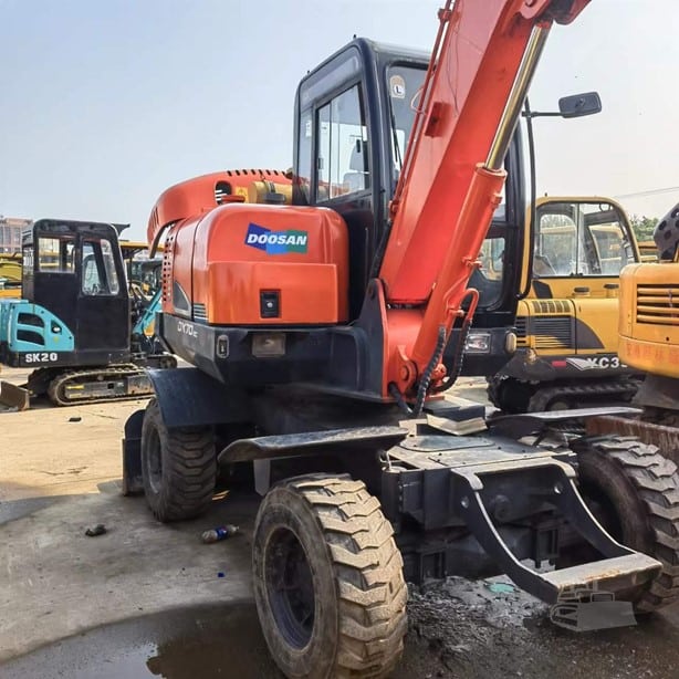 2019 Doosan Excavator - Wheel for sale — view 2