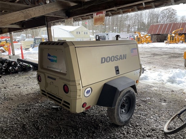 2018 Doosan P185 Compressor - Mobile for sale — view 3