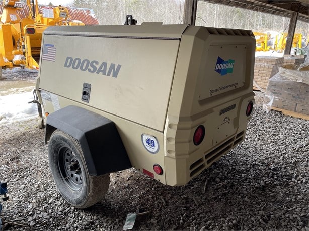2018 Doosan P185 Compressor - Mobile for sale — view 4