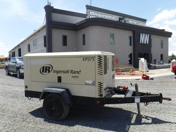 2011 Doosan XP375 Compressor - Mobile for sale