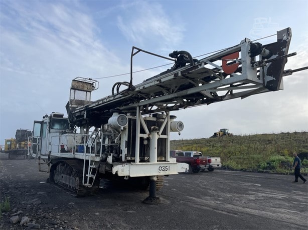 2001 Driltech Drilling - Vertical Drill for sale