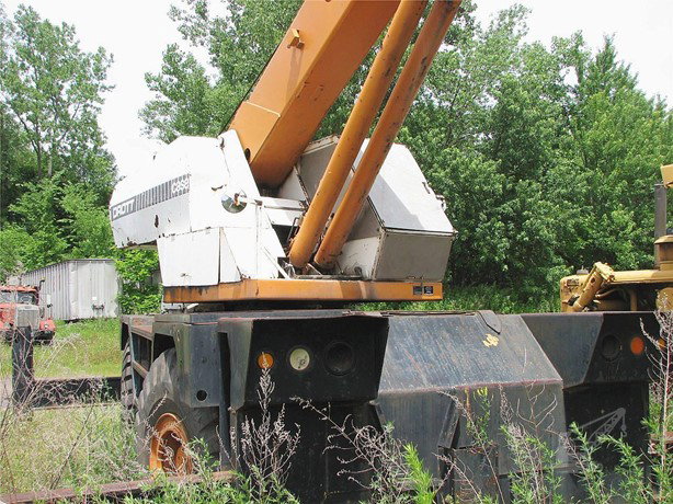 1972 Drott Rough Terrain Crane for sale — view 4