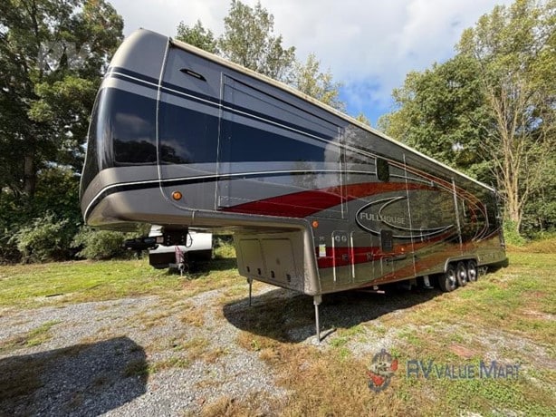 2022 DRV LX455 Toy Hauler - Fifth Wheel for sale — view 4