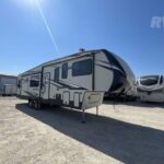 2019 Dutchmen Astoria 3173RLP Fifth Wheel Motorhome for sale