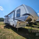 2023 Dutchmen Astoria 3803FLP Fifth Wheel Motorhome for sale