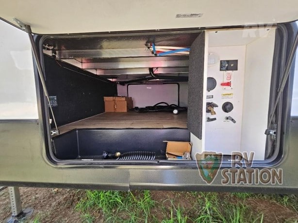 2023 Dutchmen Astoria 3803FLP Fifth Wheel Motorhome for sale — view 4