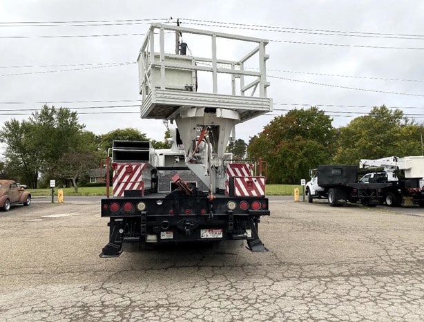 1998 Elliot Aerial Platform Lift Truck for sale — view 4