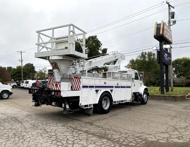 1998 Elliot Aerial Platform Lift Truck for sale — view 5