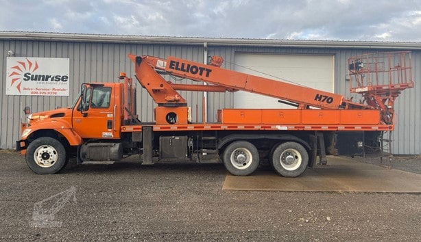 2005 Elliot H70FD Aerial Platform Lift Truck for sale