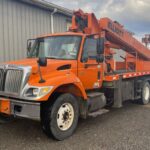 2005 Elliot H70FD Aerial Platform Lift Truck for sale — view 2