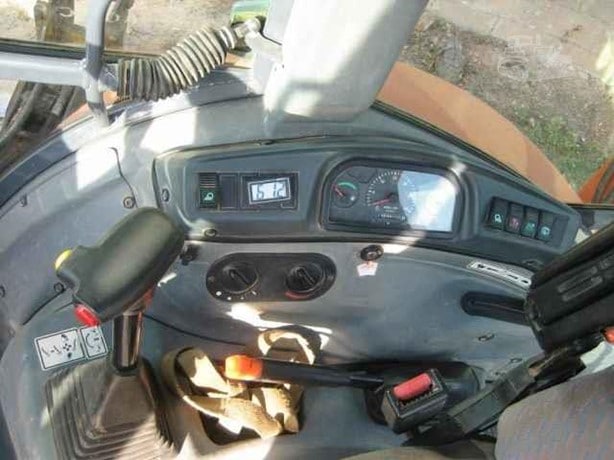 2001 Fiat Hitachi FB110.2 Loader - Backhoe for sale — view 4