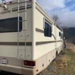 1997 Fleetwood Bounder 32H Class A - Gas Motorhome for sale — view 2